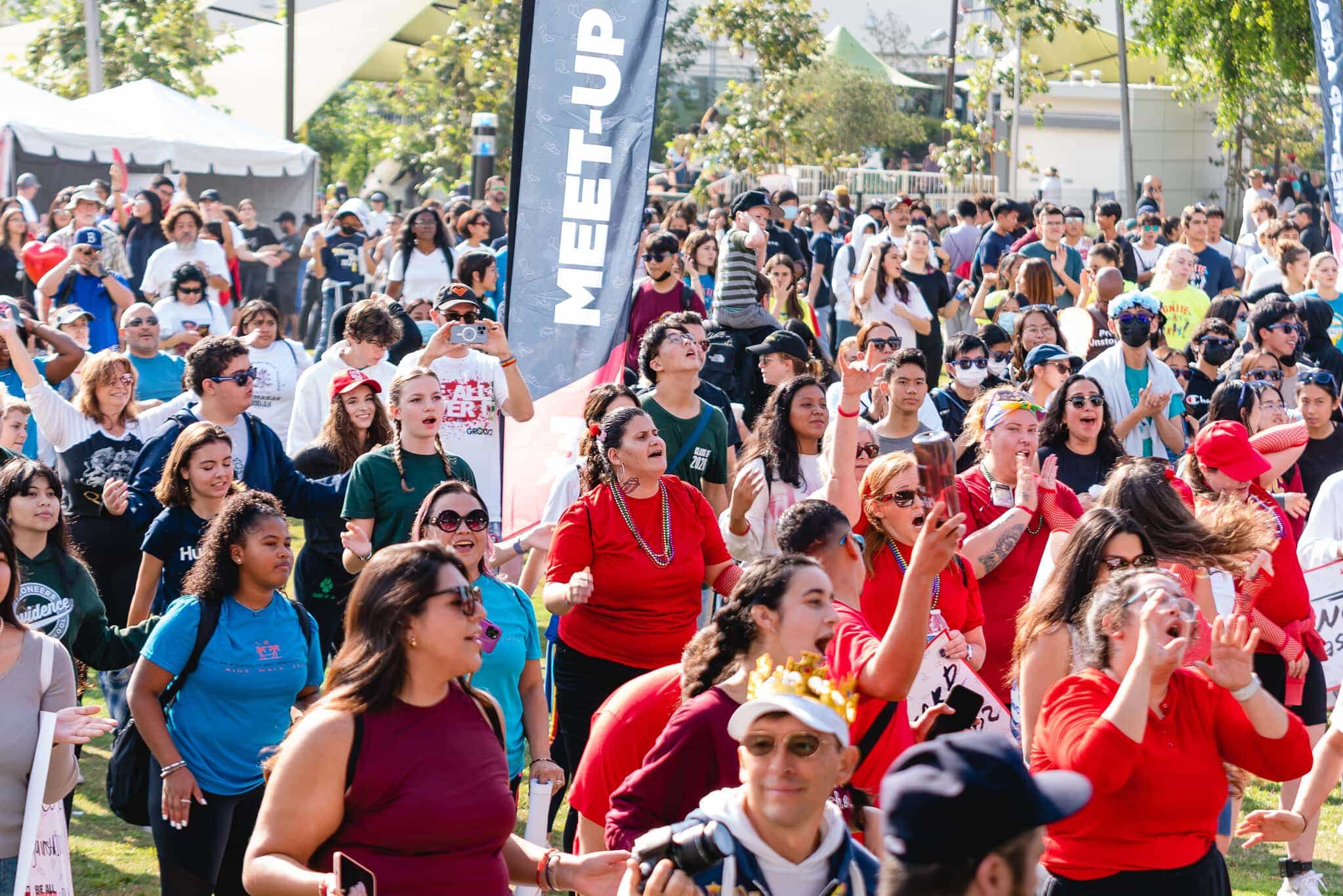 People participating in an AIDS Walk